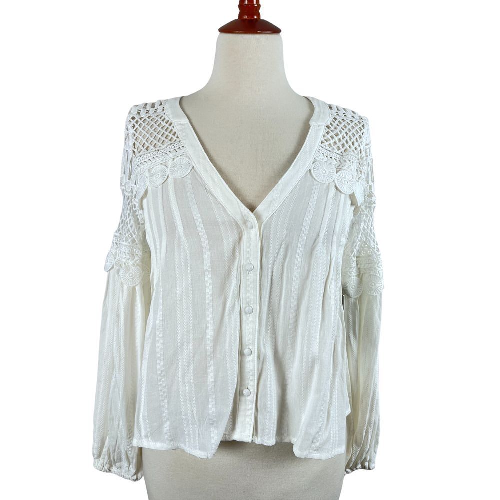 LULU'S White Embroidered Long Sleeve Top XS